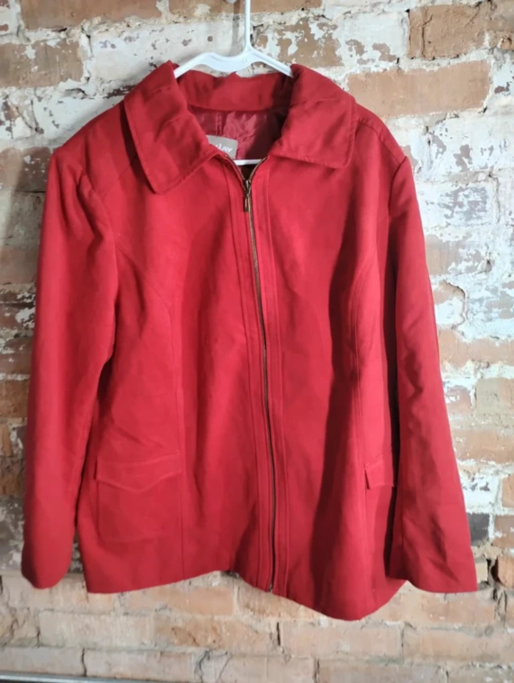 TanJay 18W Red Zip Jacket